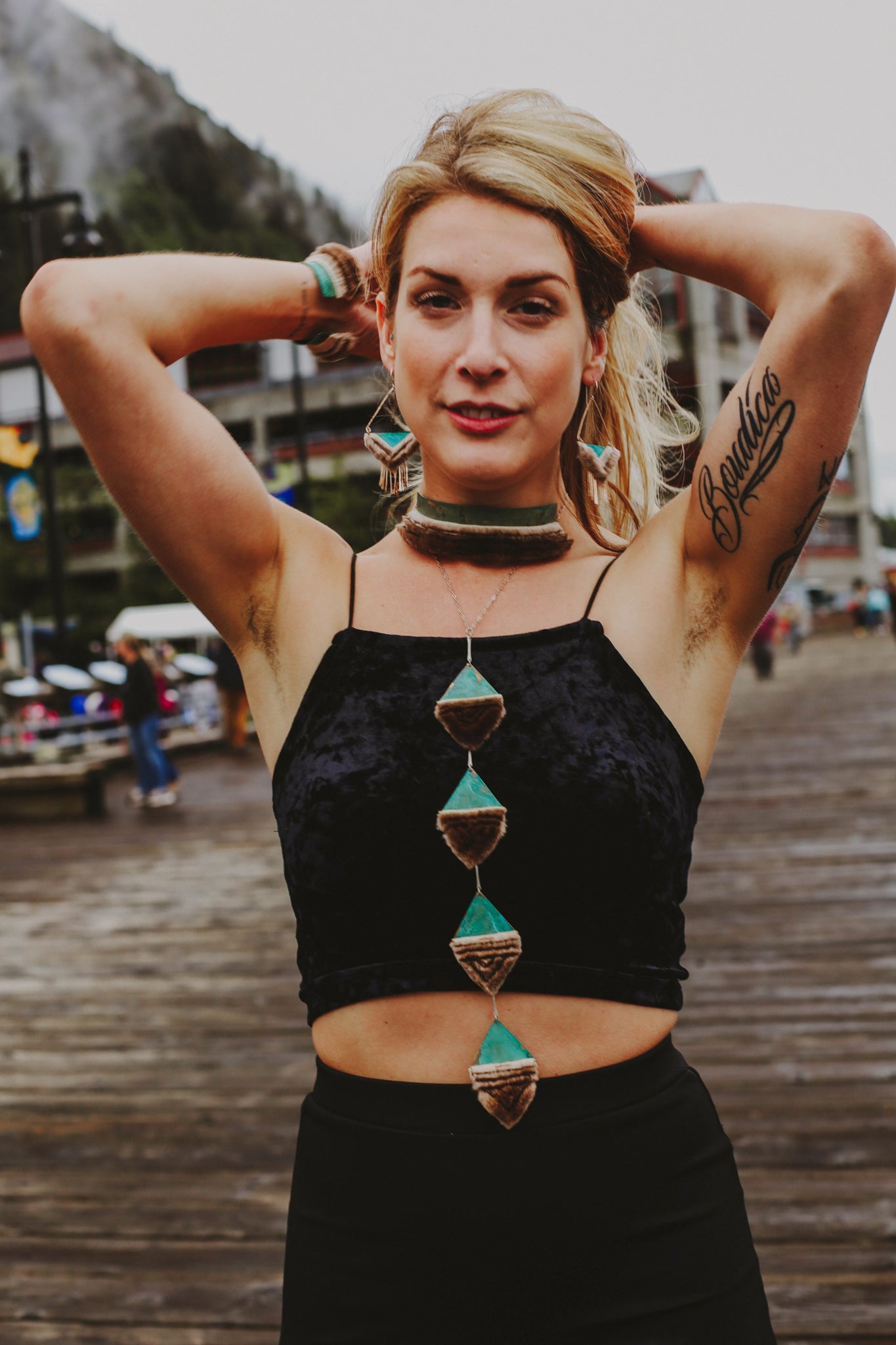 Diamond choker